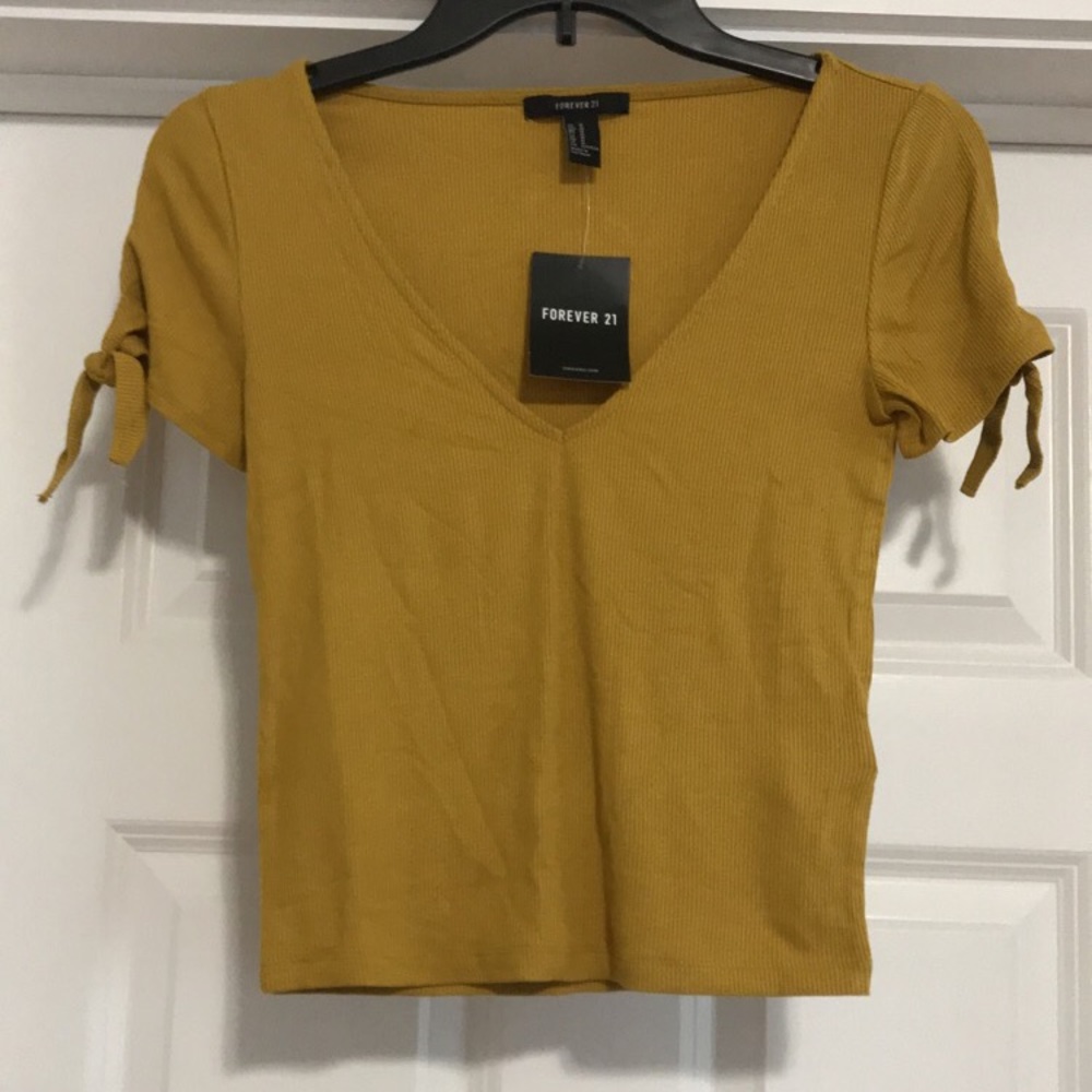 Women’s crop top